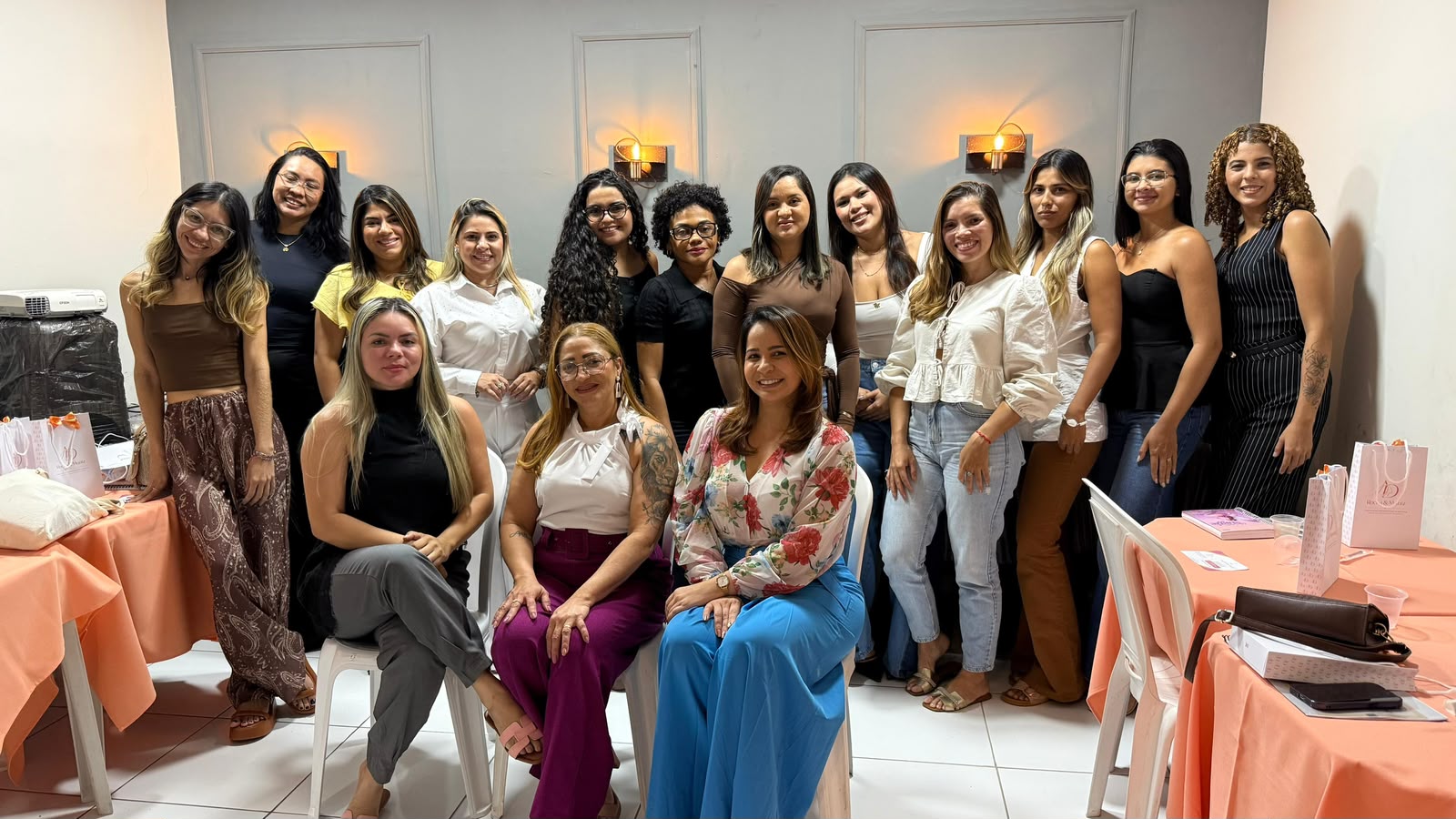 Turma reunida ao final do curso no Instituto GDA